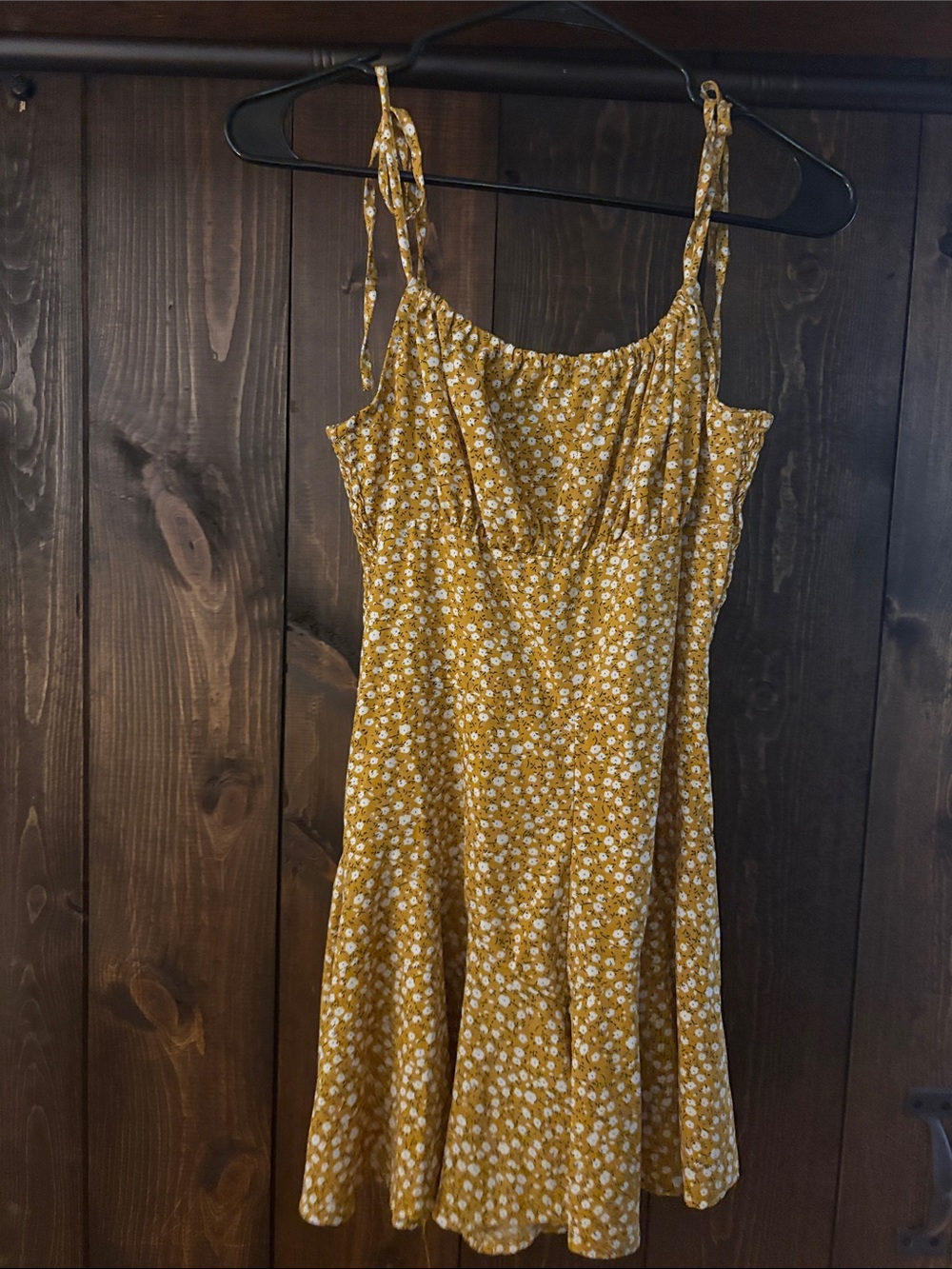 Francesca’s Women’s Floral Sundress Small